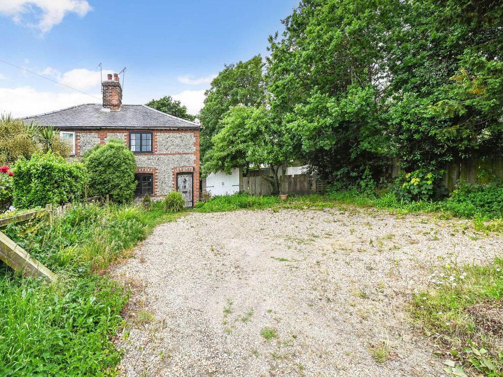 2 bed semidetached house for sale in Bell Lane, Earnley, West Sussex
