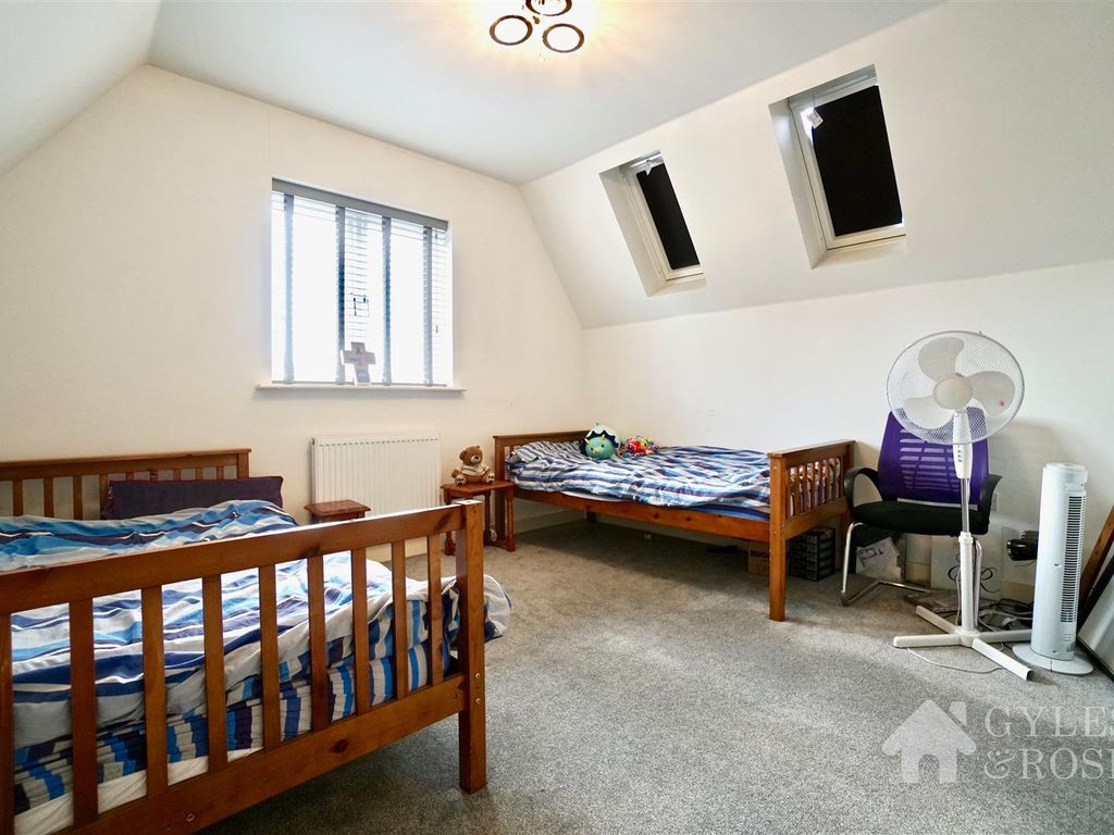 4 bed terraced house for sale in Whitmore Drive, Colchester CO4, £