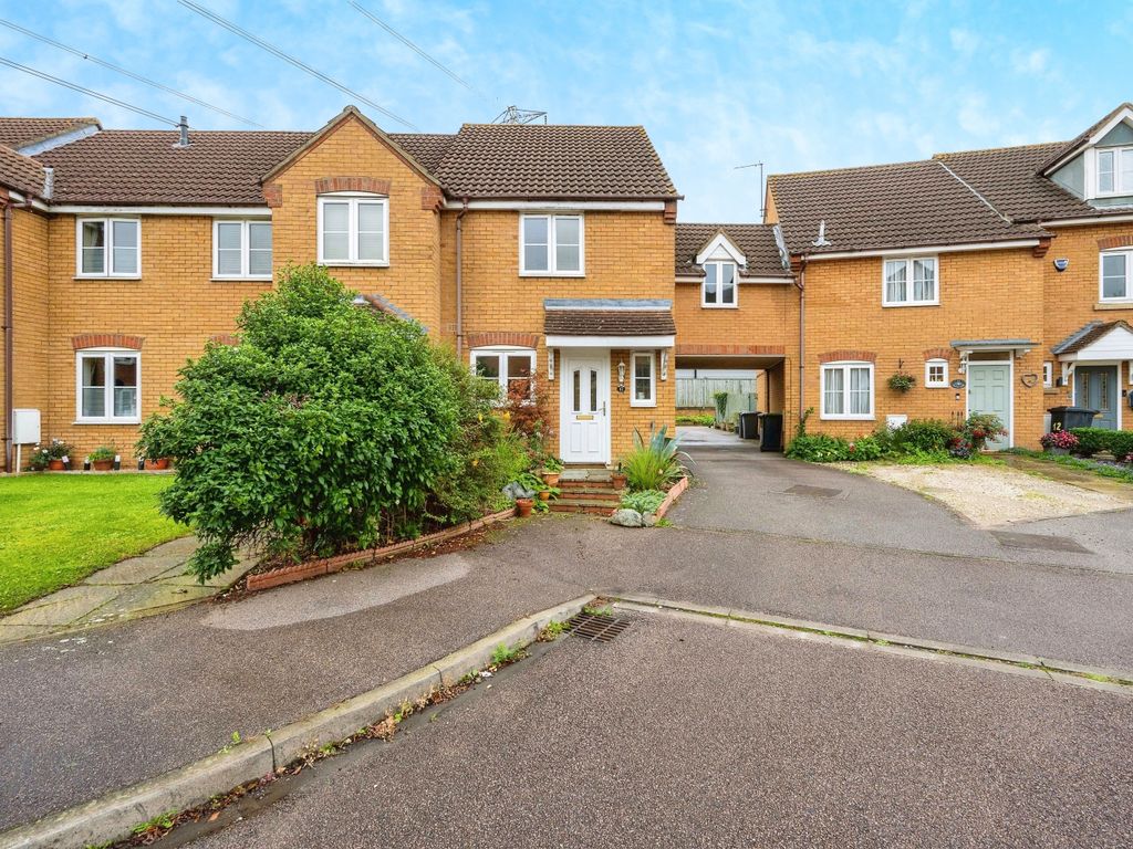 3 bed end terrace house for sale in Hockley Court, Marston Moretaine