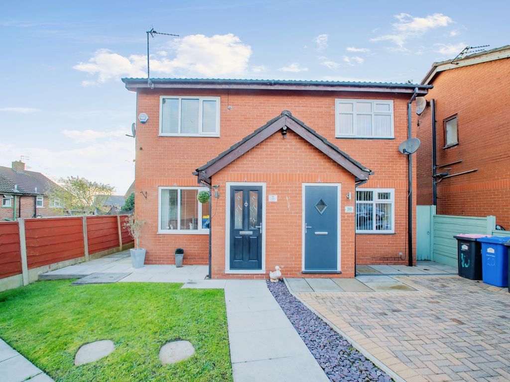 2 bed semidetached house for sale in Lidgett Close, Little Hulton, Manchester M38 Zoopla