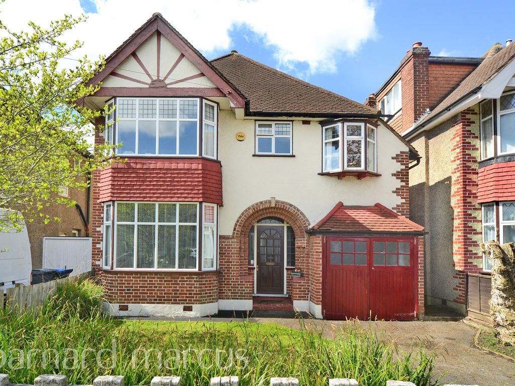 4 bed detached house for sale in Gainsborough Road, New Malden KT3, £