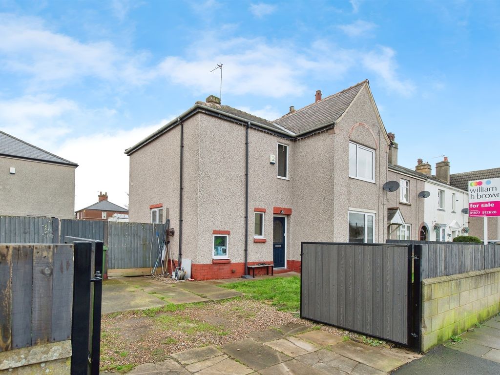 3 bed end terrace house for sale in Fryston Road, Castleford WF10, £150,000 Zoopla