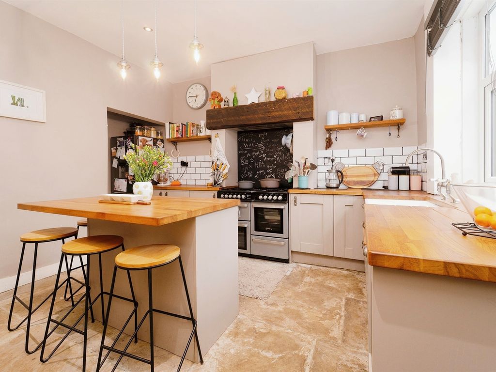 3 bed terraced house for sale in Burnley Road, Todmorden OL14, £140,000