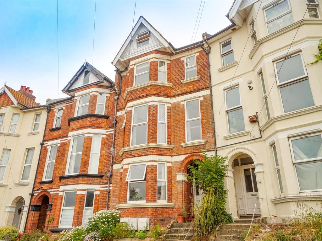 2 bed flat for sale in Milward Crescent, Hastings TN34 Zoopla