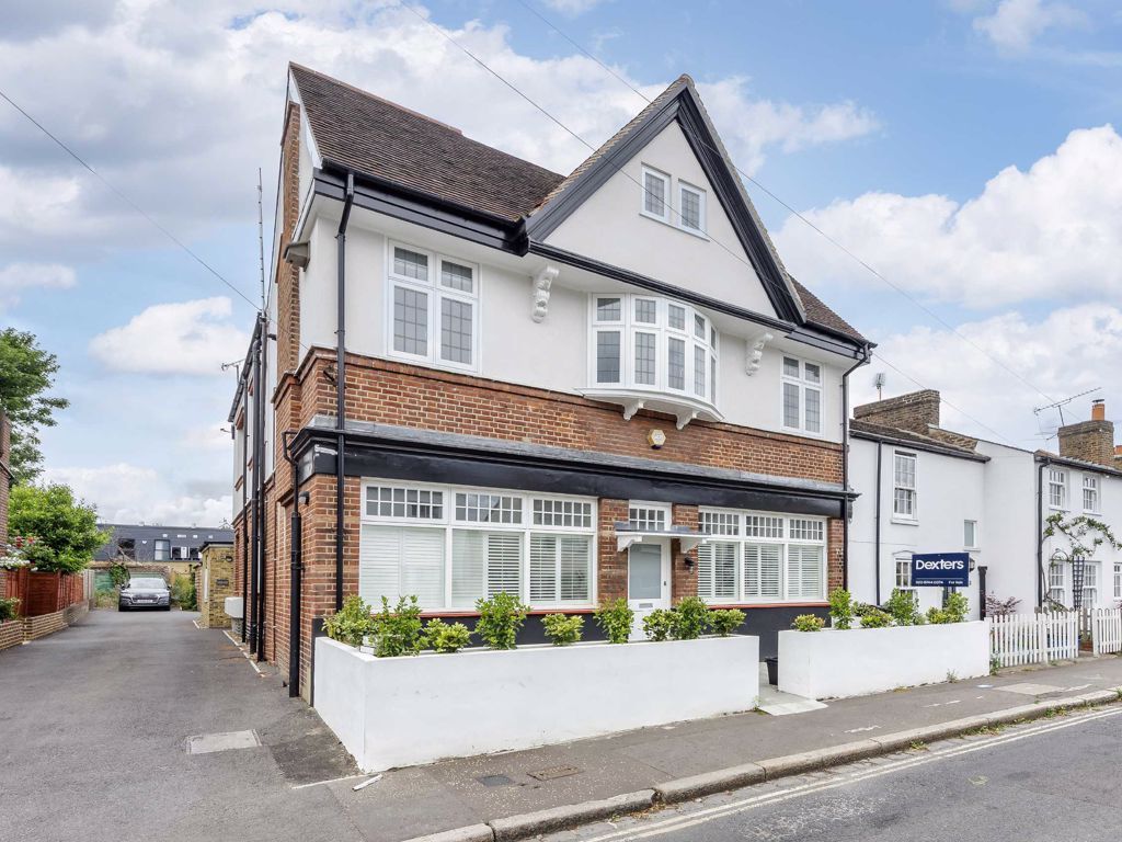 3 bed flat for sale in Second Cross Road, Twickenham TW2 Zoopla