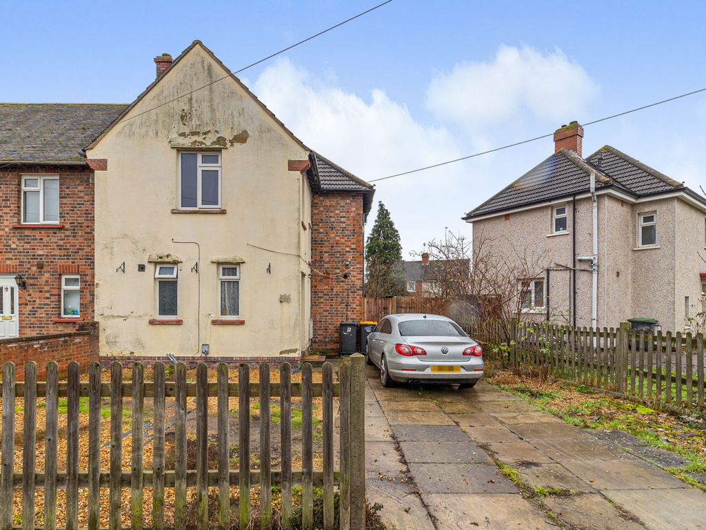 3 bed end terrace house for sale in Hockliffe Road, Bedford MK42 Zoopla