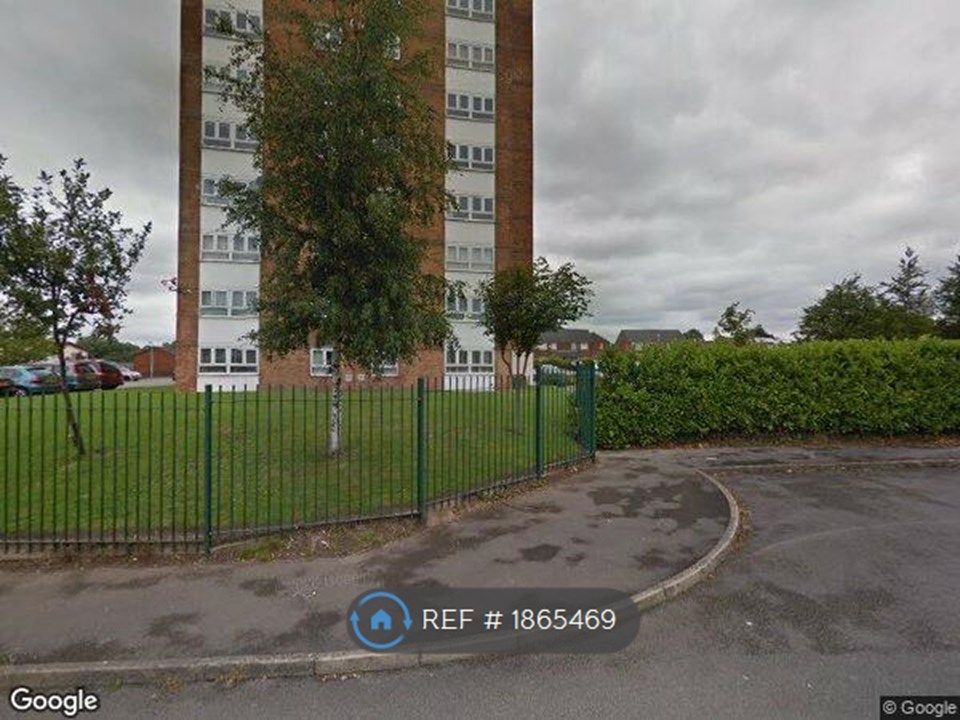2 bed flat to rent in City View, Salford M7, £950 pcm Zoopla