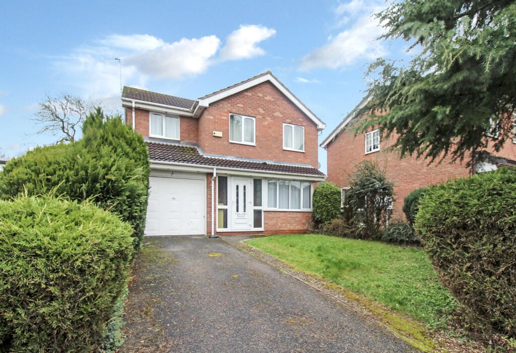4 bed detached house to rent in Swallowdale Drive, Beaumont Leys
