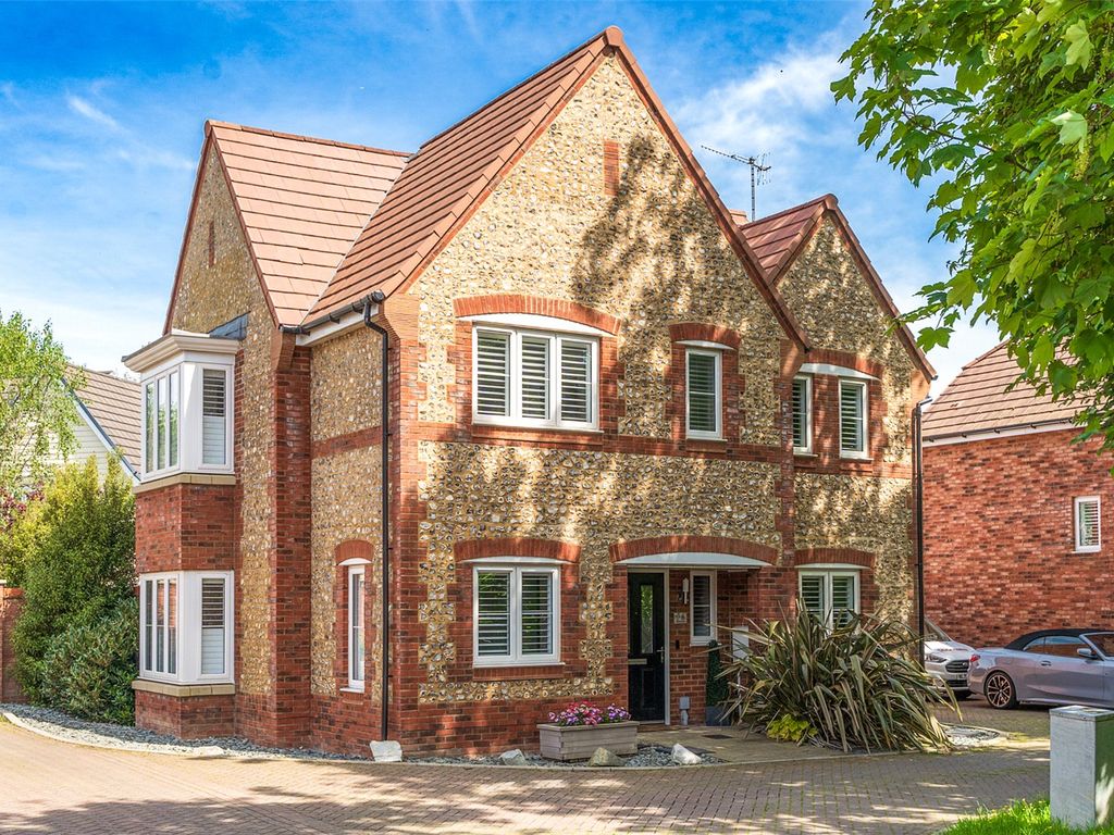 4 bed detached house for sale in Skylark Rise, GoringBySea, Worthing