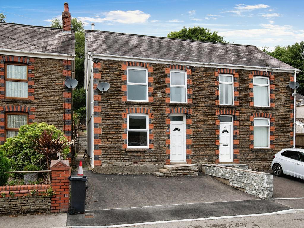 2 bed semidetached house for sale in New Road, Trebanos, Pontardawe