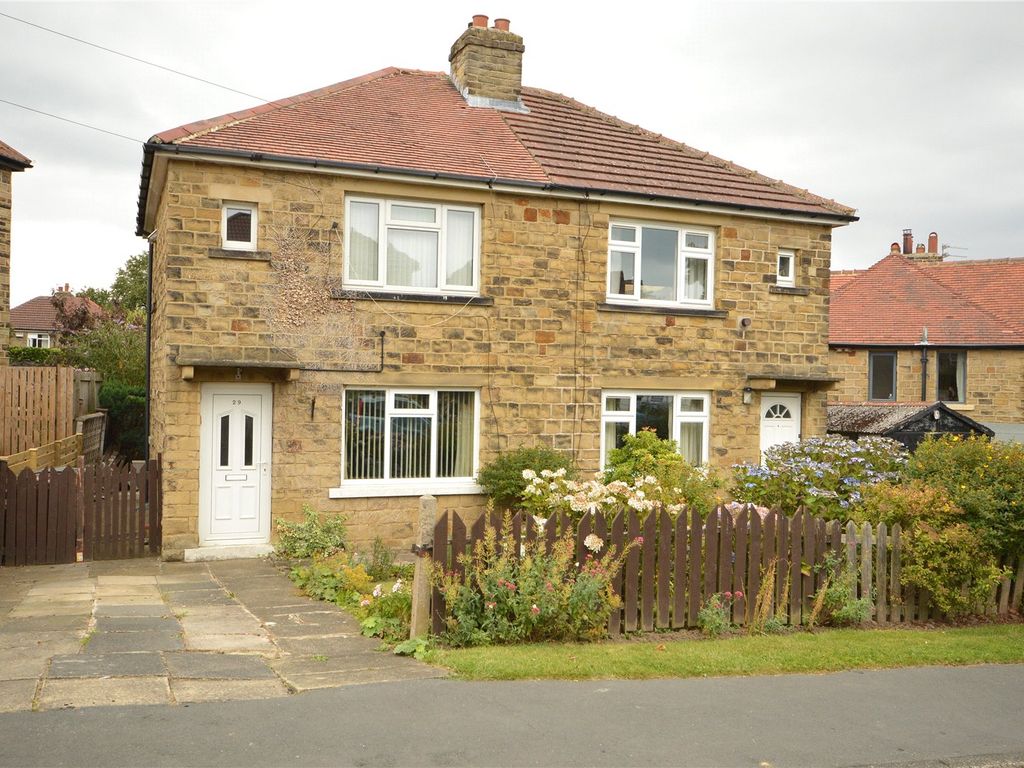 2 bed semidetached house for sale in Moorland Crescent, Guiseley