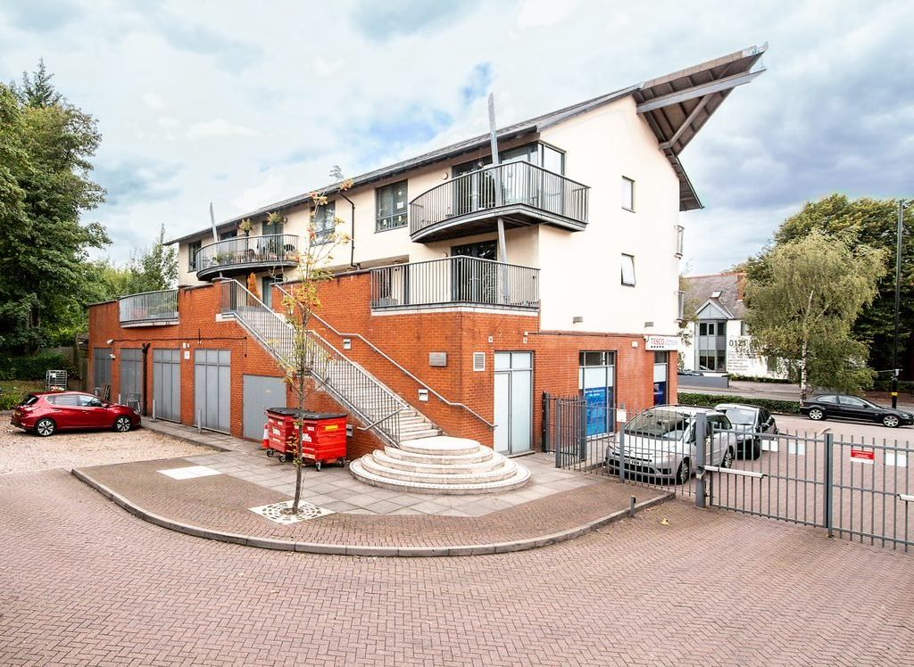 2 bed flat to rent in Hagley Road, Edgbaston, Birmingham B17 Zoopla