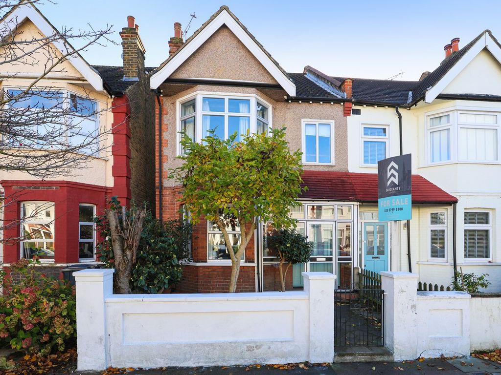 3 bed end terrace house for sale in Mayfield Avenue, Northfields