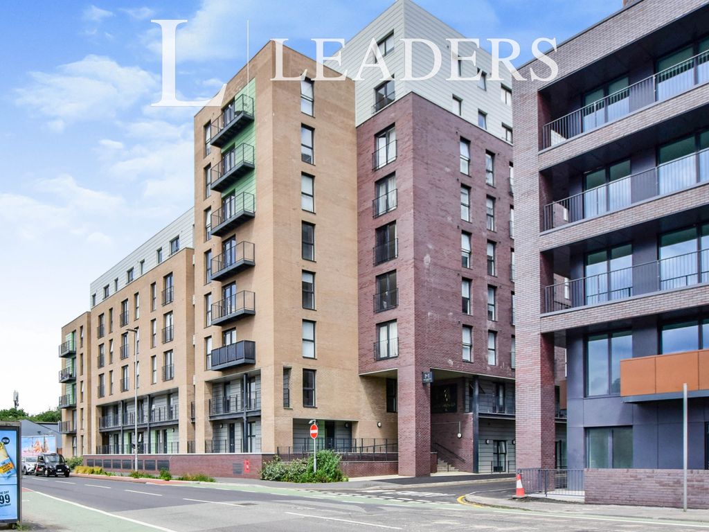 2 bed flat to rent in Middlewood Plaza, 3 Craven Street, Salford M5