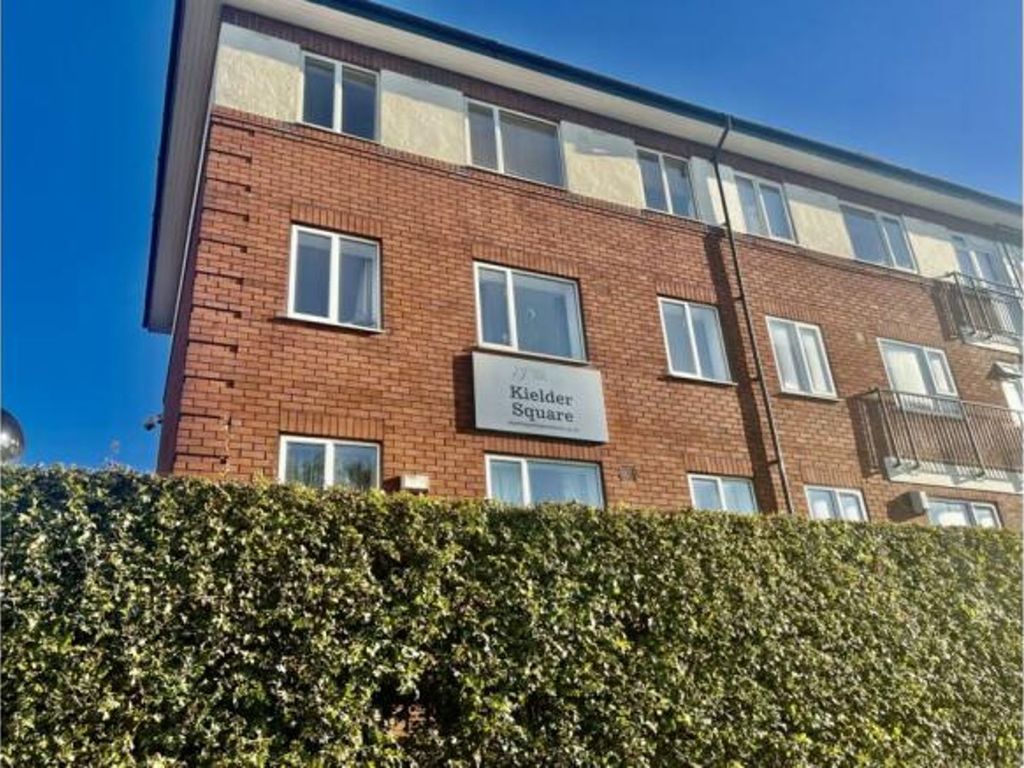 2 bed flat to rent in Eccles New Road, Salford M5, £1,000 pcm Zoopla