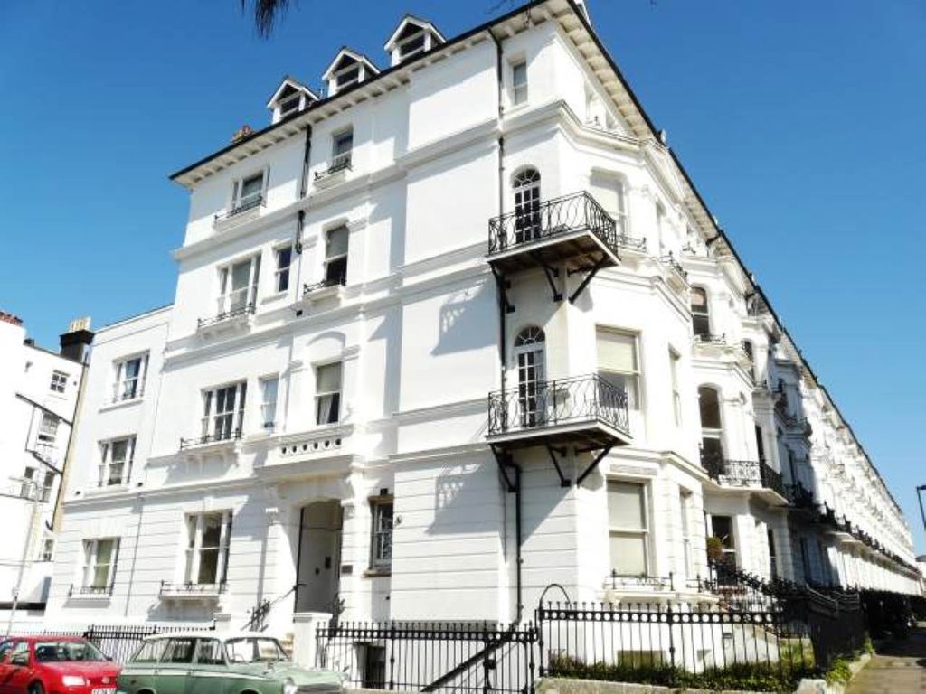 2 bed flat to rent in Victoria Road, Brighton BN1 Zoopla