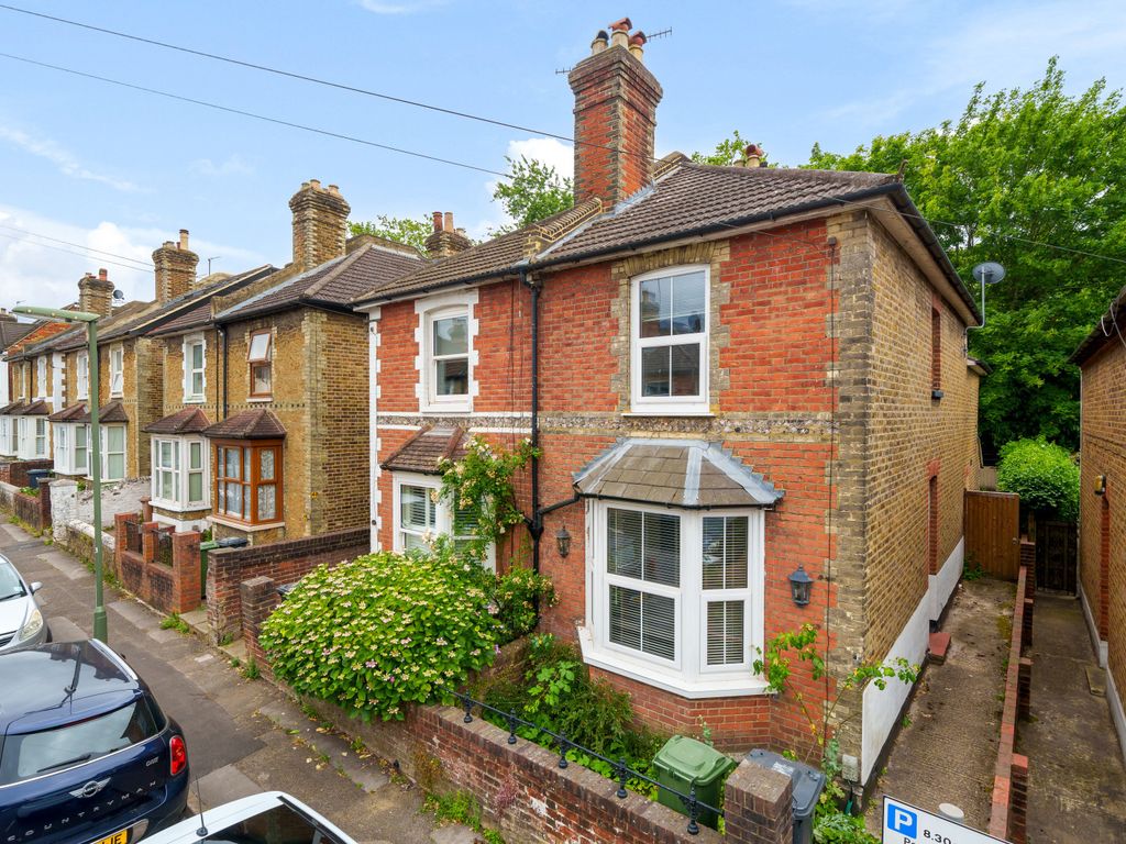 3 bed detached house for sale in Church Road, Guildford GU1 Zoopla