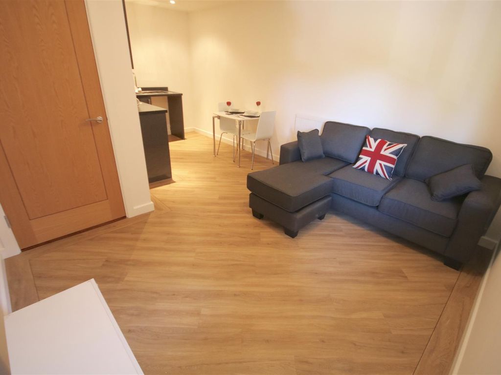 1 bed flat to rent in Wickham Road, Fareham, Hampshire PO16 Zoopla