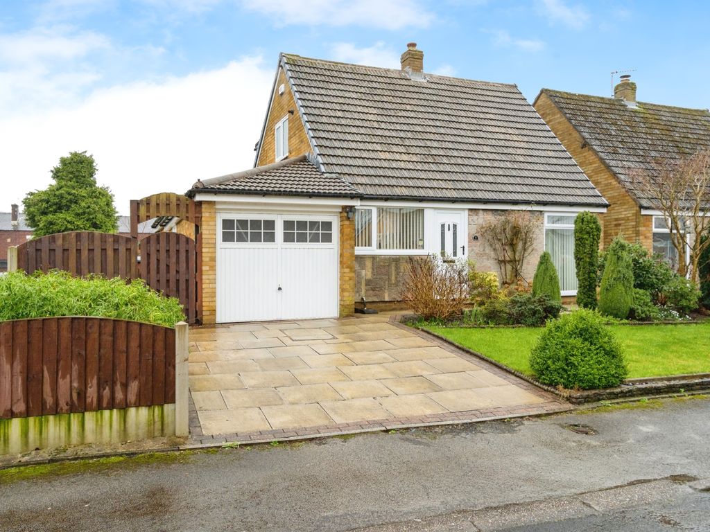 3 bed detached house for sale in Finger Post, Bolton, Lancashire BL3, £
