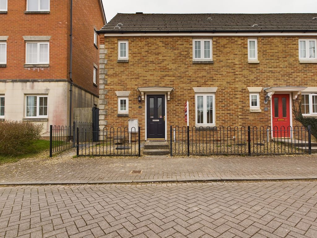 3 bed semidetached house for sale in Glan Yr Afron, Gorseinon, Swansea