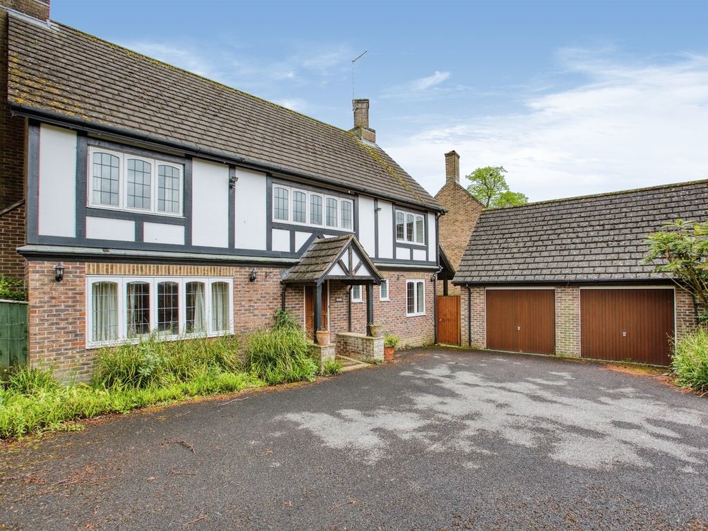 4 bed detached house for sale in Oakridge Park, Yeovil BA21 Zoopla