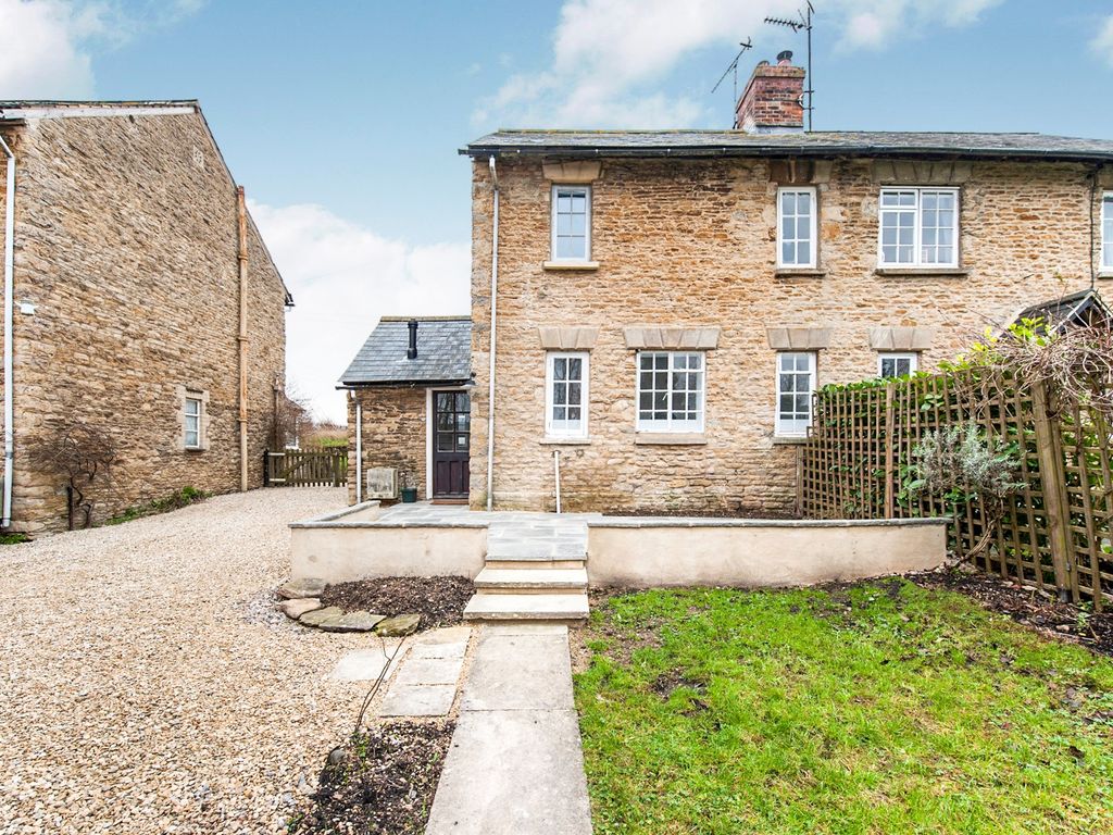 2 bed end terrace house to rent in Summerside, Buckland, Faringdon SN7