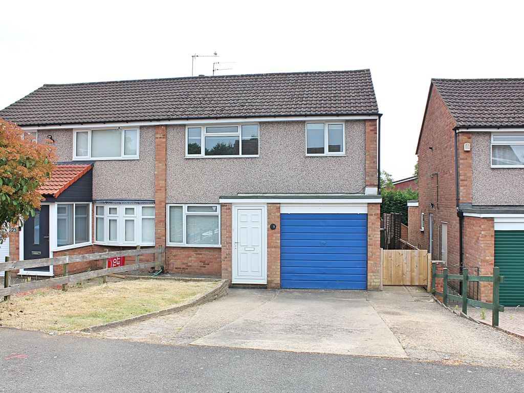 3 bed semidetached house for sale in Walnut Grove, Glen Parva, Leicester LE2 Zoopla