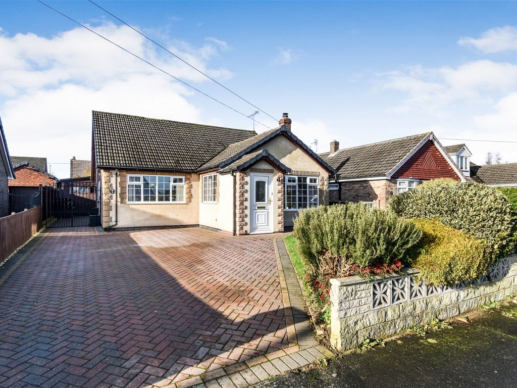3 bed bungalow for sale in Orchard Close, BurtonUponStather