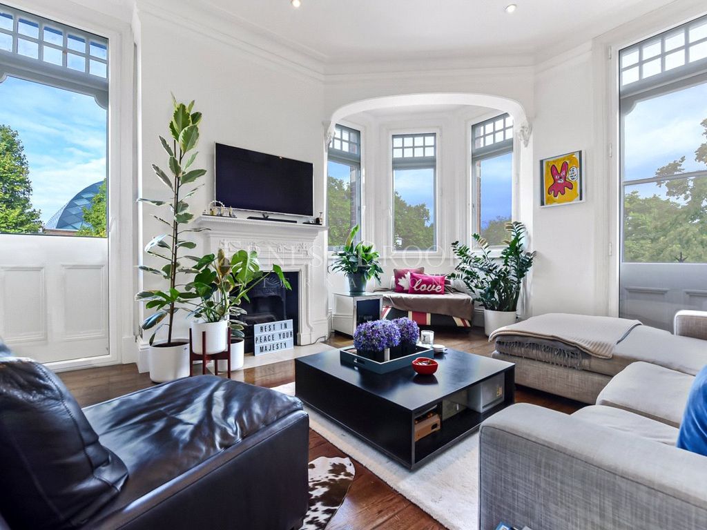 Phoenix Lodge Mansions, Brook Green, Hammersmith W6