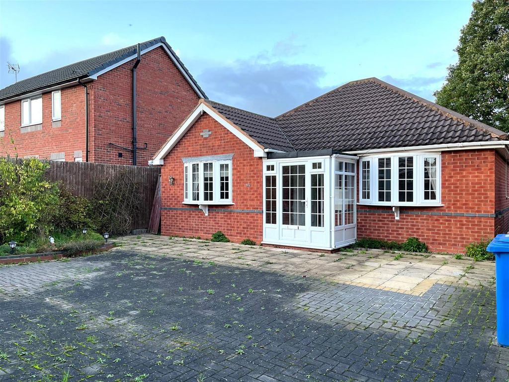 2 bed detached bungalow for sale in Leaside Avenue, Handsacre, Rugeley
