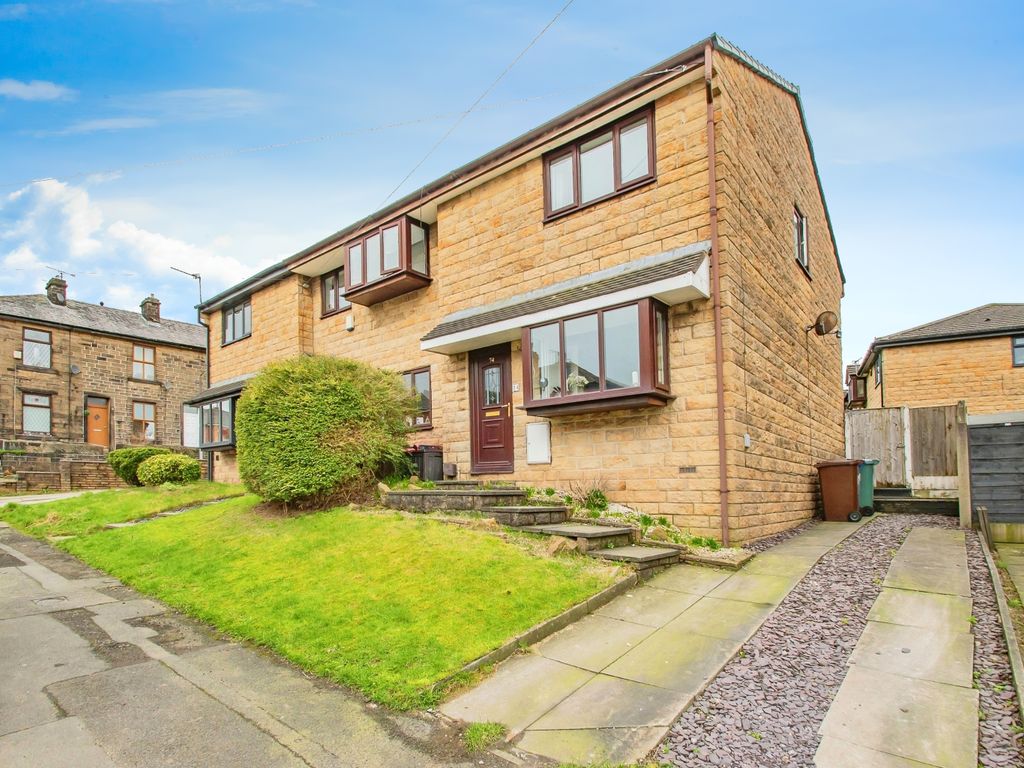 3 bed end terrace house for sale in Walmersley Old Road, Walmerlsey