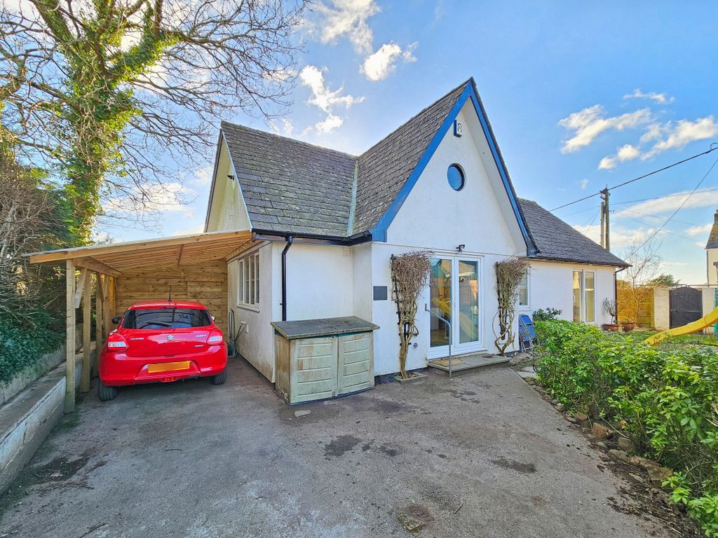 3 bed bungalow for sale in Bere Alston, Yelverton, Devon PL20, £300,000