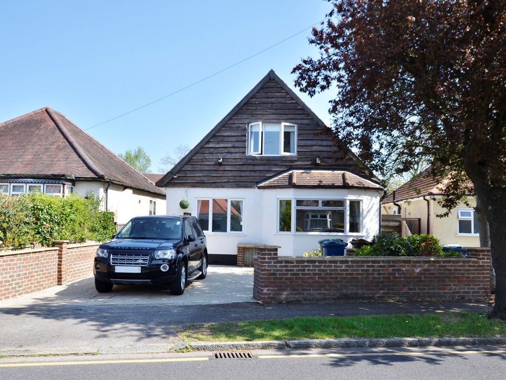 4 bed detached house for sale in Downs Avenue, Pinner HA5 Zoopla