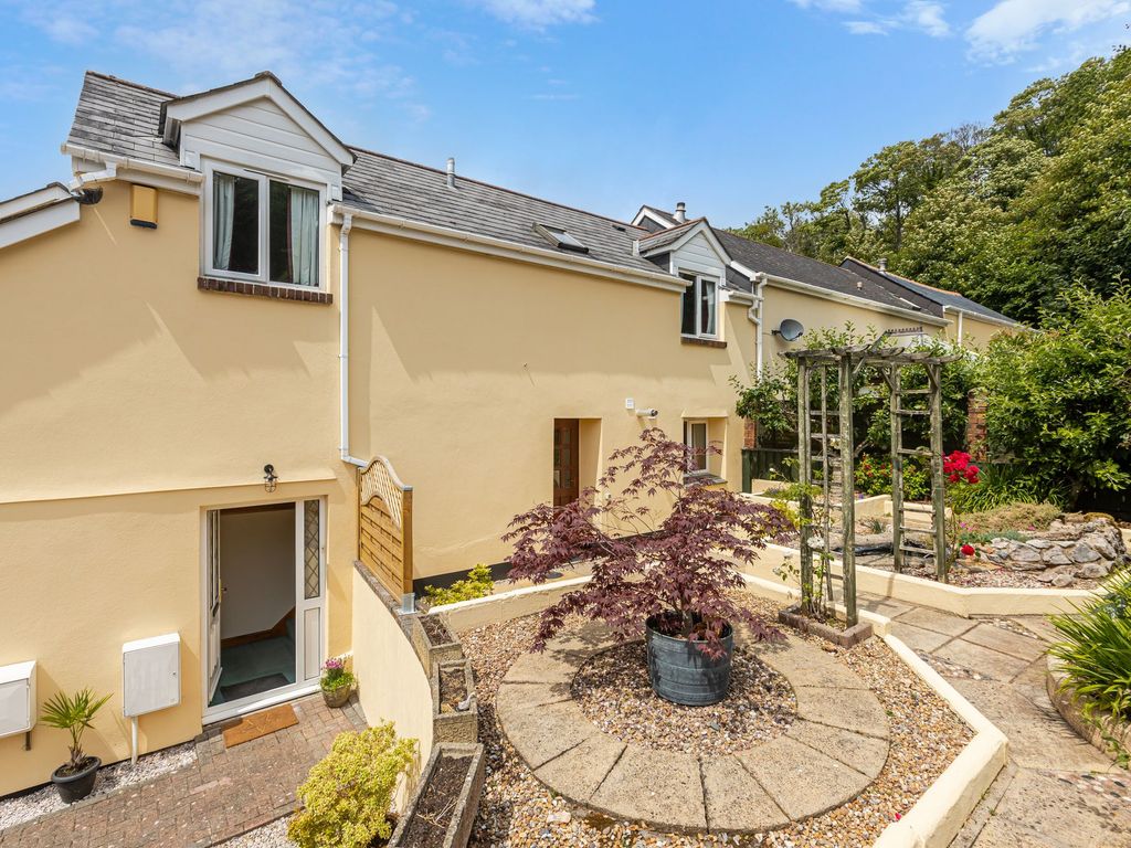 3 bed end terrace house for sale in Kingskerswell Road, Newton Abbot