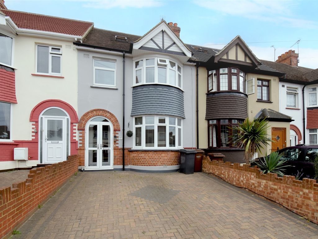4 bed terraced house for sale in Broadway, Gillingham ME8 Zoopla