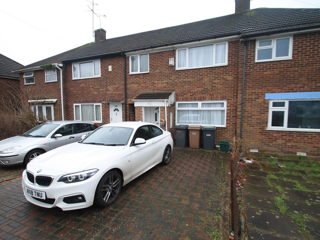 3 bed property to rent in Dallow Road, Luton LU1 Zoopla