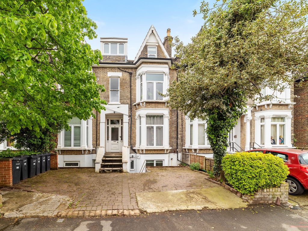 2 bed flat for sale in Hermon Hill, Wanstead E11 Zoopla