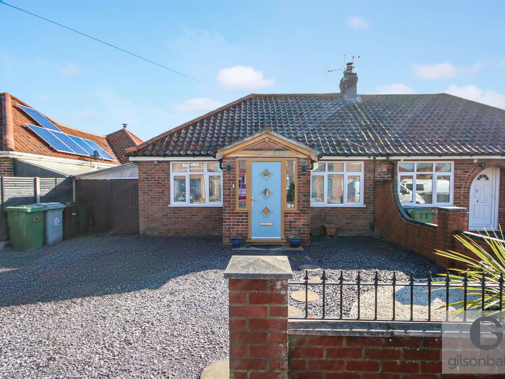 3 bed semidetached bungalow for sale in Blenheim Crescent, Sprowston, Norwich NR7, £350,000