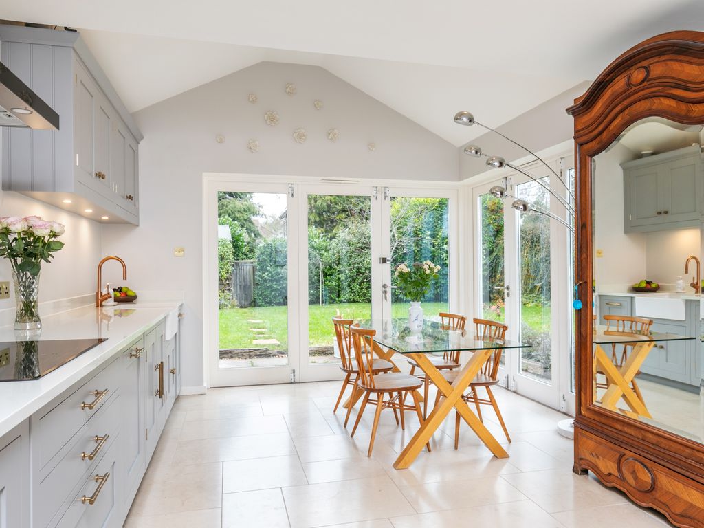 3 bed cottage for sale in Tichborne Down, Alresford SO24, £599,950 Zoopla