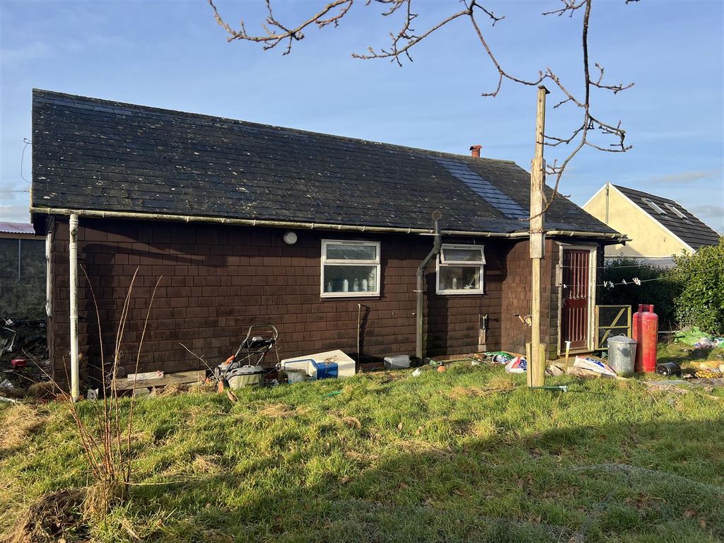 2 bed cottage for sale in Deerland Road, Llangwm, Haverfordwest SA62