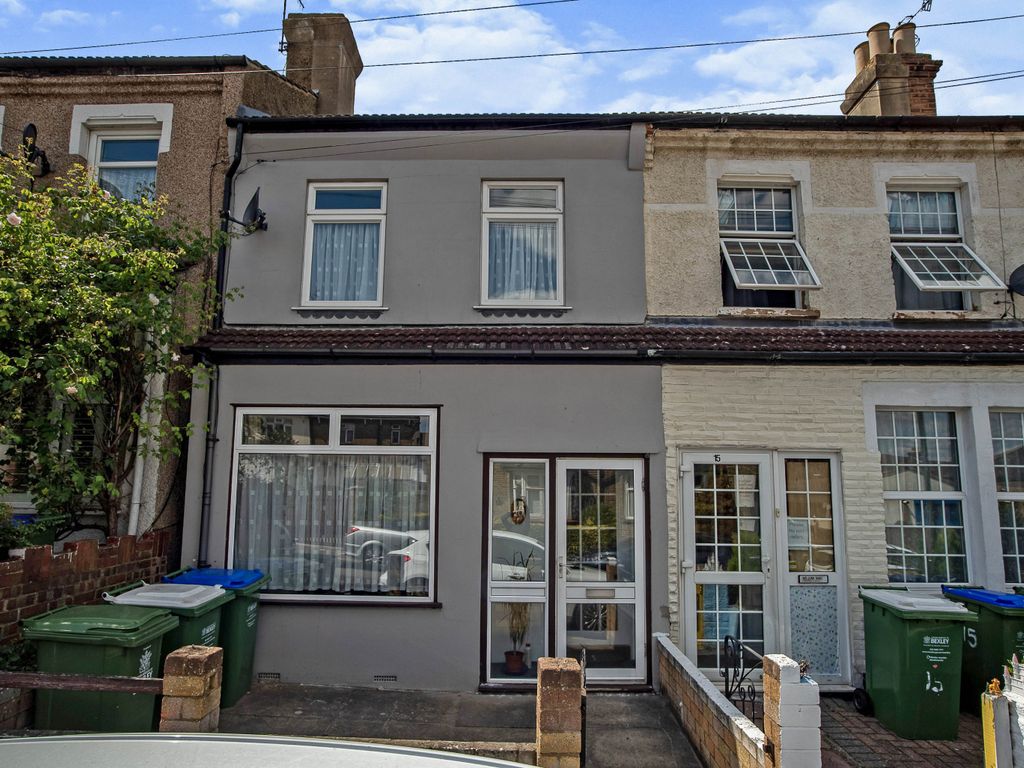 3 bed terraced house for sale in Edwards Road, Belvedere DA17 Zoopla
