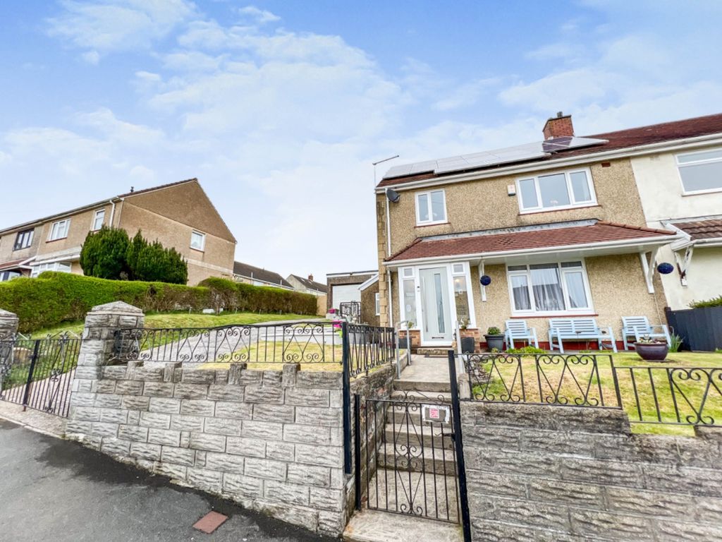 3 bed semidetached house for sale in Bettws Road, Penlan, Swansea