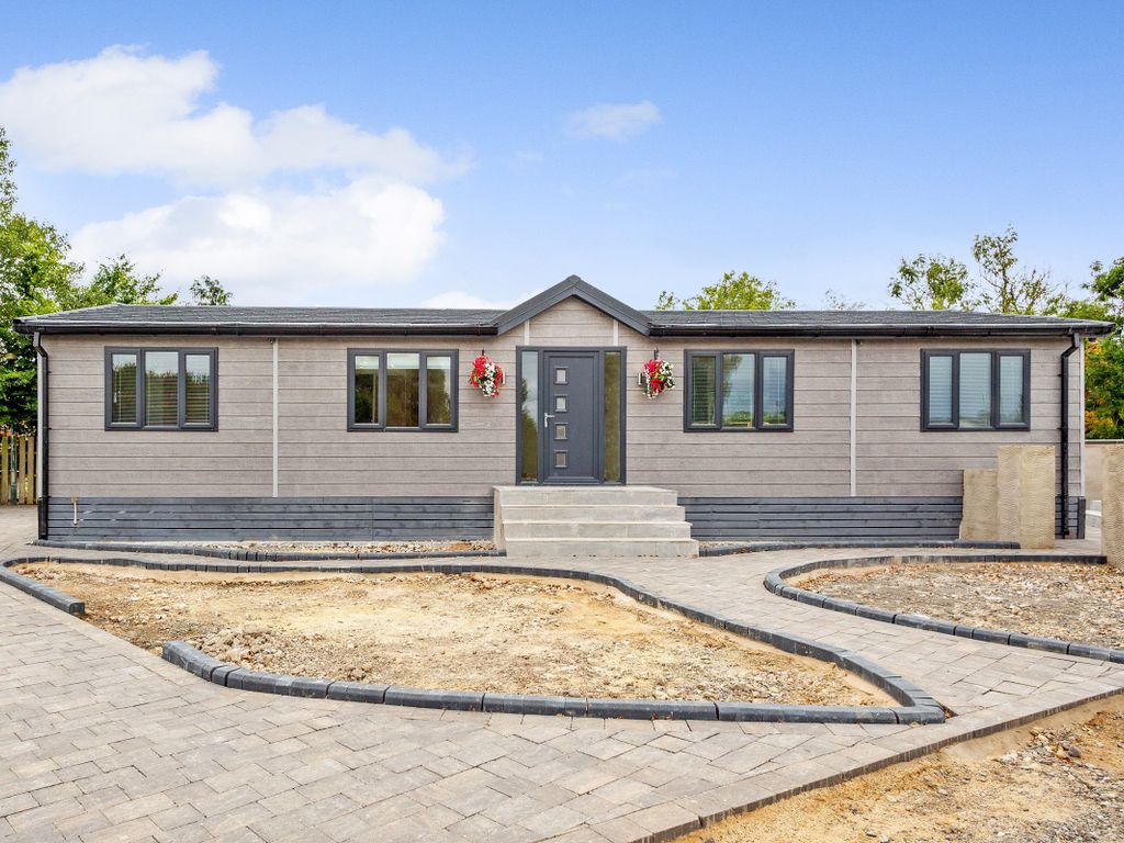 2 bed detached bungalow for sale in Duck Wing Park, Feoffee Common Lane
