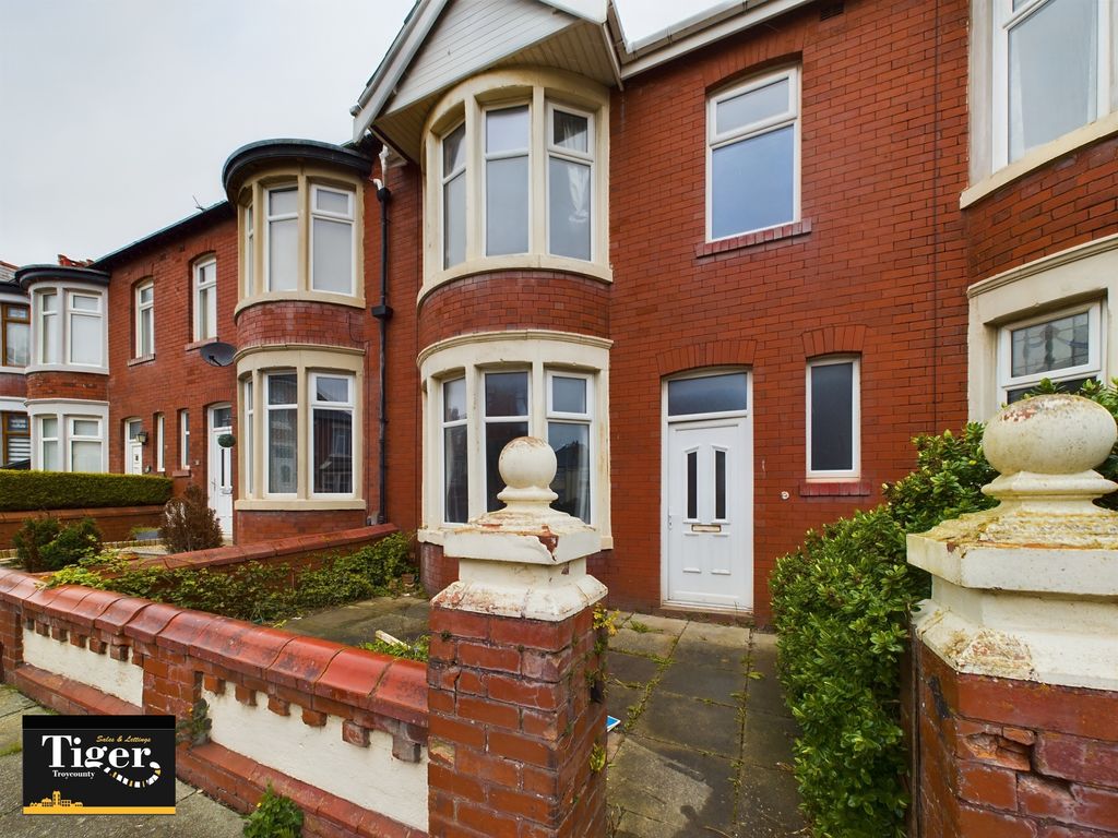 3 bed terraced house for sale in Daventry Avenue, Bispham, Blackpool FY2, £99,950 Zoopla
