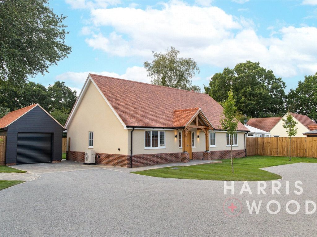 New home, 3 bed bungalow for sale in Shepherds Retreat, High Street