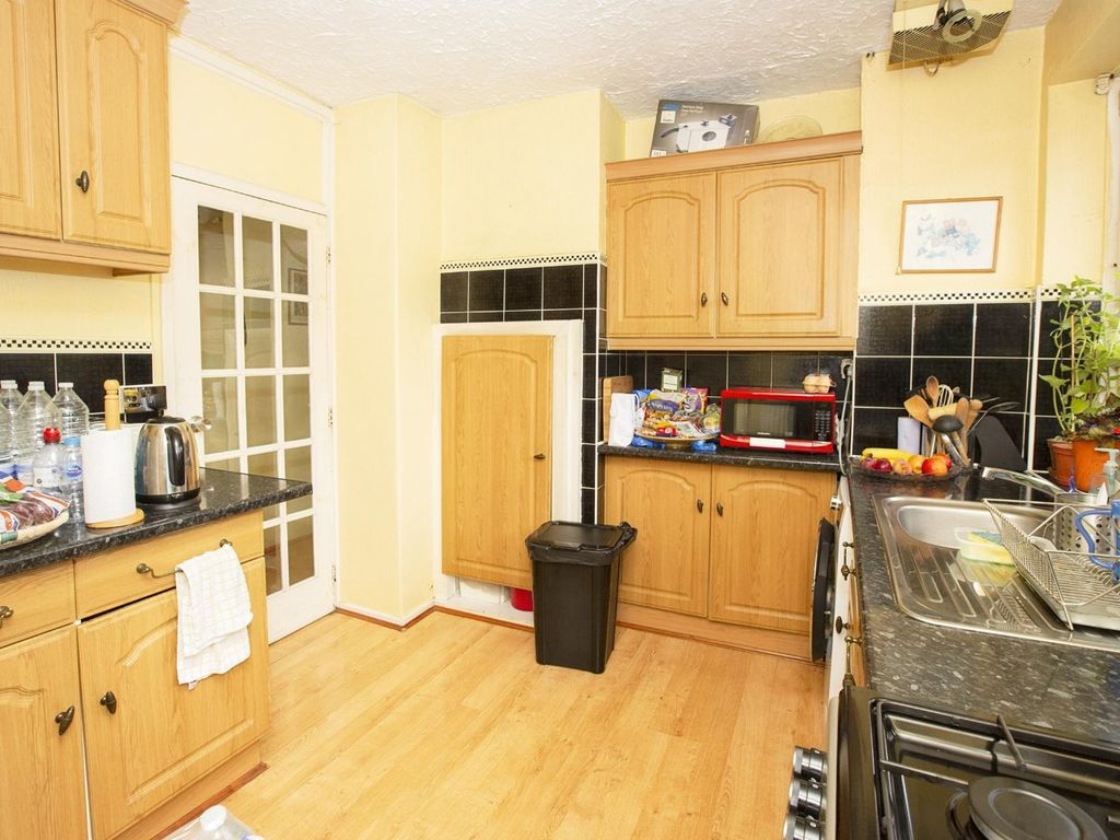 Fendt Close, London E16