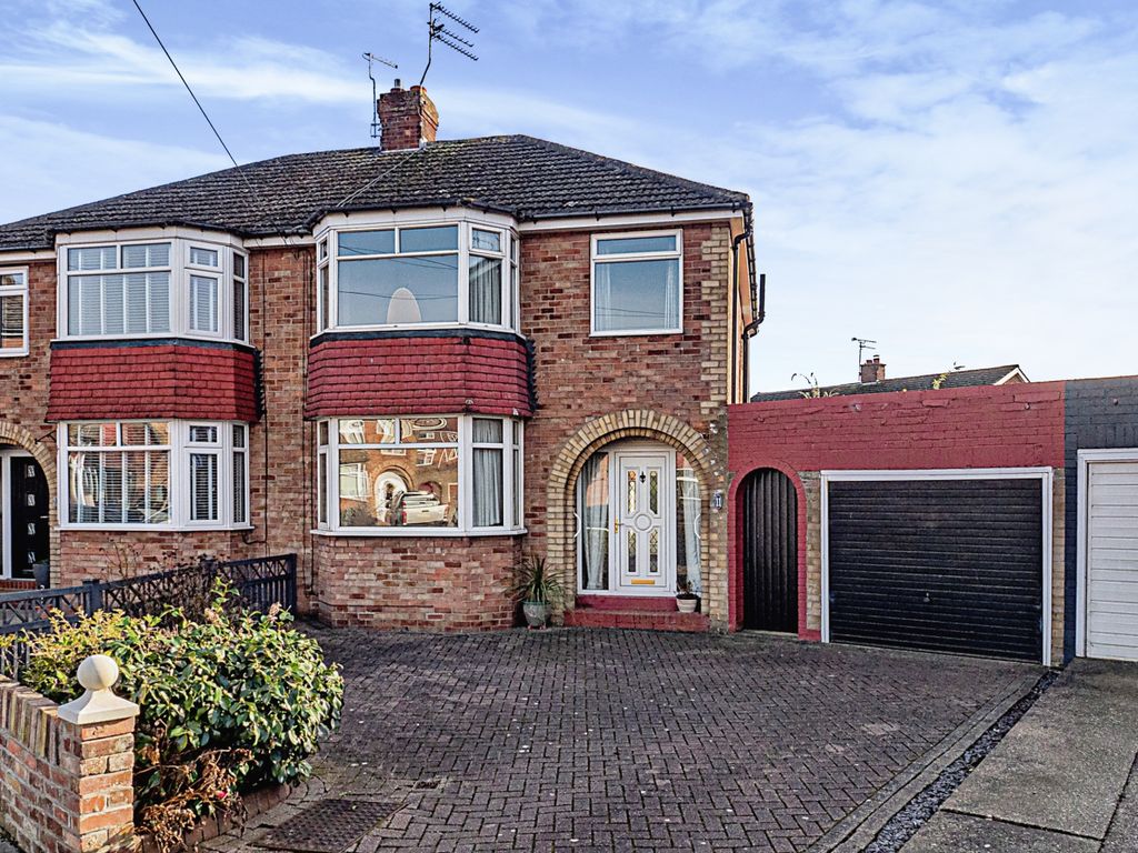 3 bed semidetached house for sale in Eastfield Close, Beverley HU17, £199,999 Zoopla