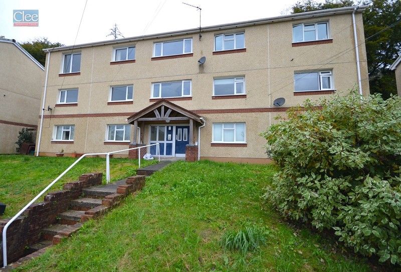 2 bed flat to rent in March Hywel, Cilfrew, Neath, Neath Port Talbot
