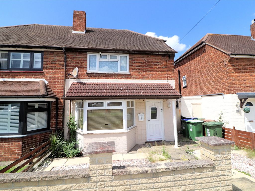 2 bed semidetached house for sale in Cheviot Close, Barnehurst, Kent