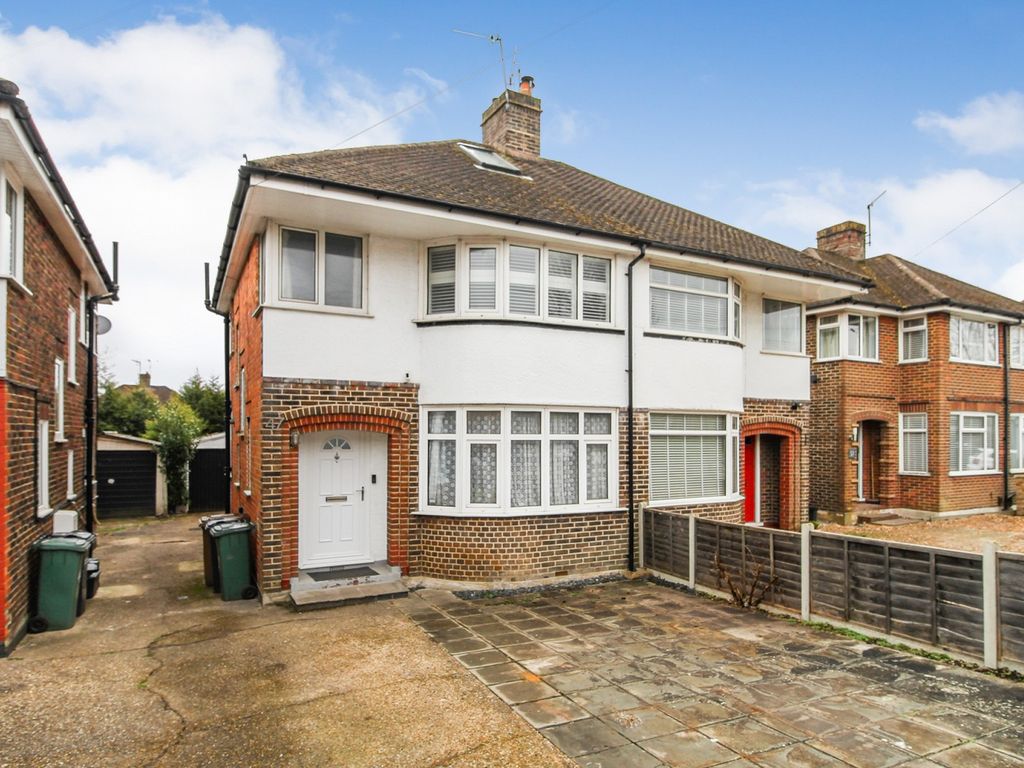 3 bed semidetached house for sale in Prices Lane, Reigate, Surrey. RH2